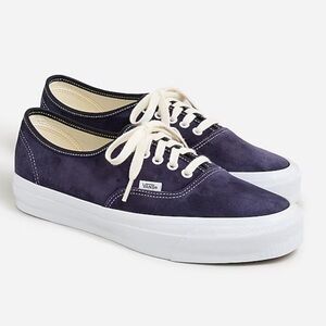 Vans® Premium Authentic sneakers in blue suede men’s size 7.5 (women’s size 9)